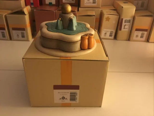 THUN PRESEPE CLASSICO: Fontana nuova con scatola