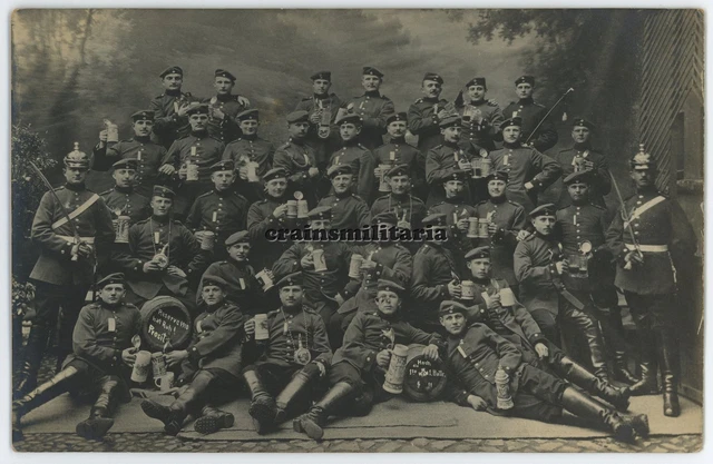 Orig. Foto Portrait Soldaten m. Schild Bier Krug in BRANDENBURG Havel gel. 1910