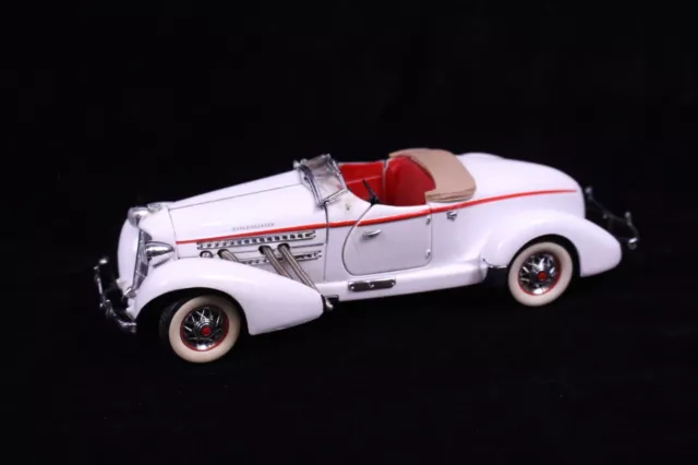 Franklin Mint Precisions Models Boattail Speedster 1935 Weiß Modellauto 1:24