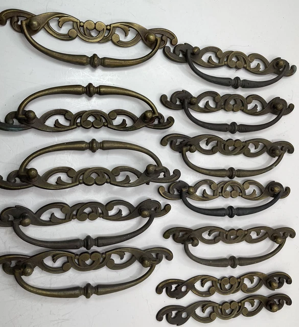 VINTAGE LOT OF 10 8” Antique Brass Drawer Pull Handle French Provincial