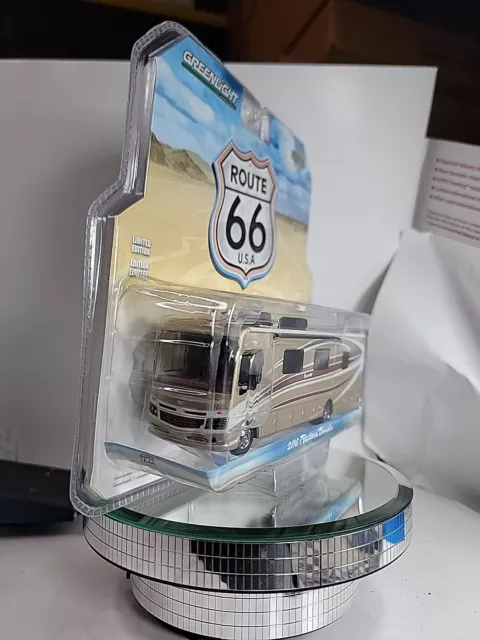 Greenlight 1/64 Route 66 2016 Fleetwood Bounder Class A Motorhome RV Camper 2