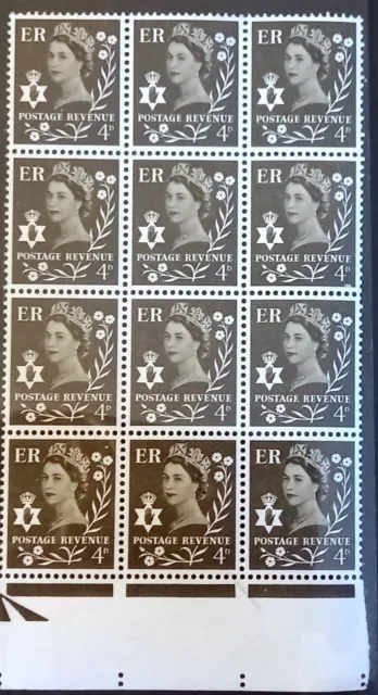 XN8 - 4d Olive Sepia - One Violet Centre Band Phosphor - Block of 12 - MNH