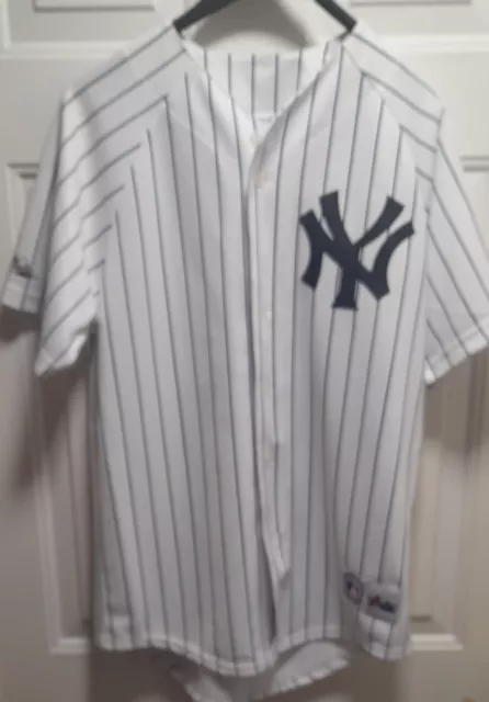 Majestic New York Yankees Baseball Shirt ,  Size  Medium