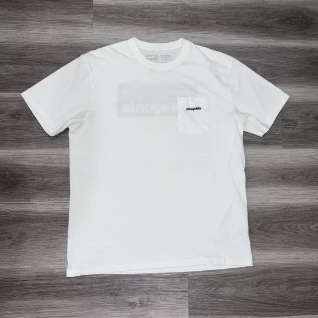 Patagonia T-Shirt Adult XL White Short Sleeve Classic Logo Pocket Tee 2