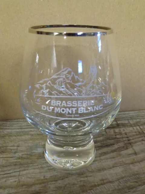 VERRE BRASSERIE DU MONT BLANC 33/50cl NEUF