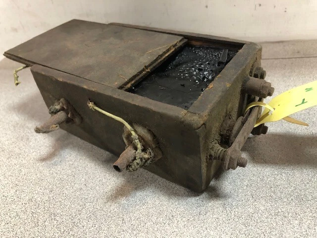 MODEL T Vintage WOOD ENCASED Ignition Coil / BUZZ BOX / collectible cool