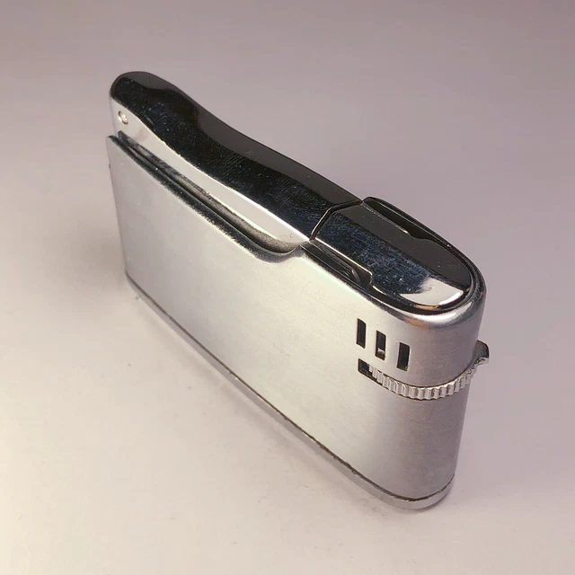 ANCIEN BRIQUET A gaz MALBORO made in Koréa pour collection EUR 9,30 - FR