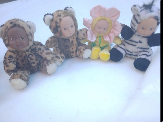 Costume Kids Plush Dolls X4 Vintage
