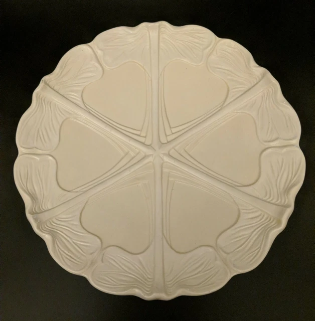Gorgeous Art Nouveau Italian White Majolica Plate Lotus Leaves Stylized Pattern