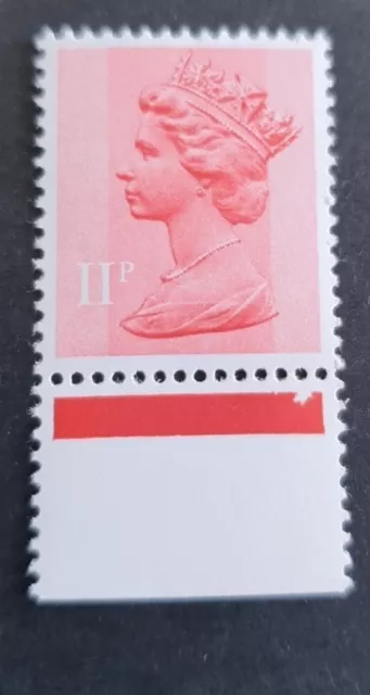 SG X892 GB QEII Machin Definitive Stamp 11p Brown-Red 2B with Colour Bar MNH