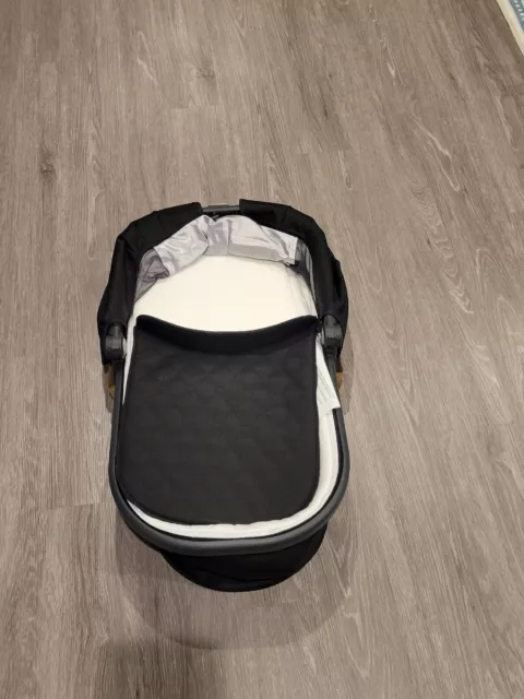 NEW Infant Uppababy Vista Aluminum Frame Universal Infant Bassinet Jake / BLK