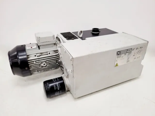 Leybold Sogevac SV100B Model no. SV100 109 10 Rotary Vane vacuum Pump