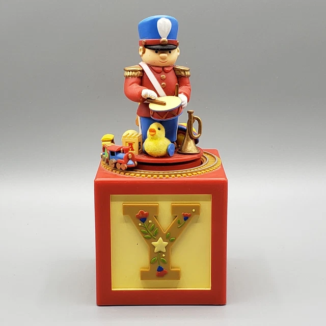 VINTAGE ENESCO MUSIC Box Toy Soldier Train Rotating Toyland Drummer