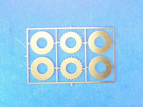 Detail-Master Vented Disc Brakes 11'' Solid - Plastic Model Vehicle Accessory