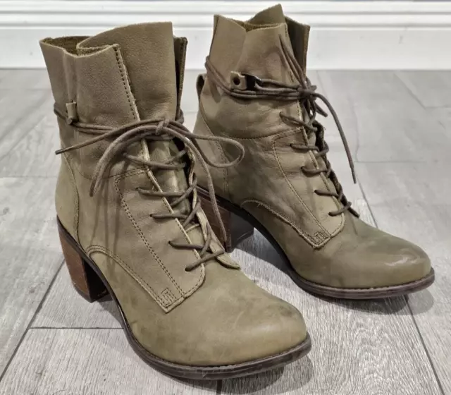 STEVE MADDEN Rambow Leather Lace Up Block Heel Ankle Boots Olive Green 8M