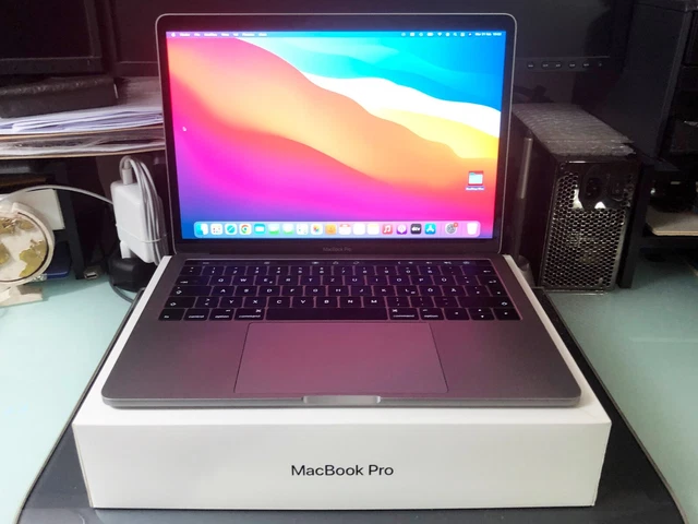 Apple Macbook Pro 13 A1706 Core i5 16GB RAM 250Gb SSD Touch Bar
