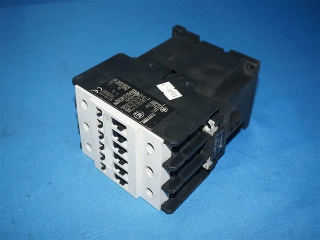 GE General Electric CL06E300M Contactor