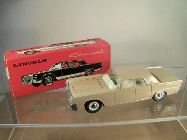 TEKNO NO 829 LINCOLN CONTINENTAL (V.RARE COLOUR,FAWN) (V.NEAR MINT