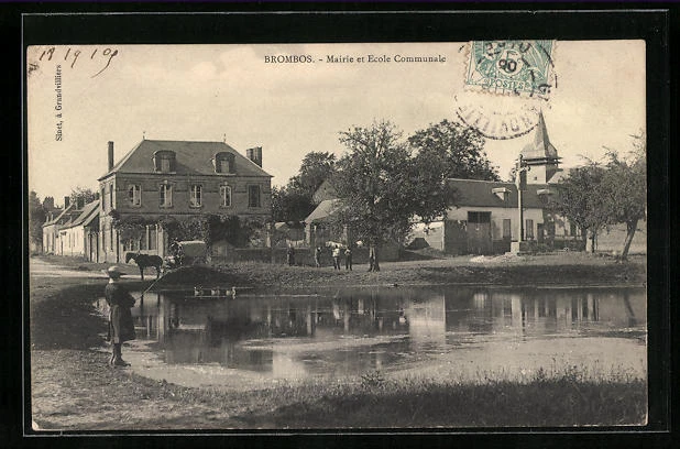 CPA Brombos, Mairie et Ecole Communale, L´Eglise 1905