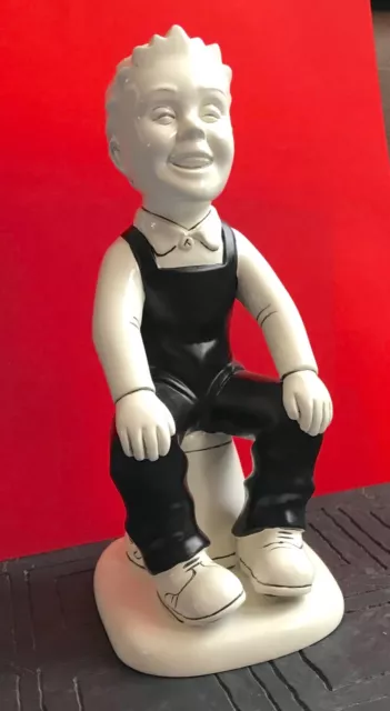 Rare OOR WULLIE Classic Figurine. 1st edition, collectable, unboxed.