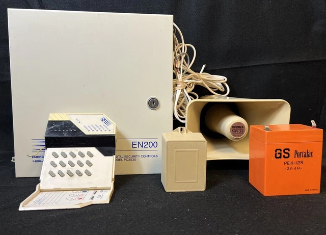 DSC Digital Security System EN200 Control Panel PC2530 Keypad Transformer Siren