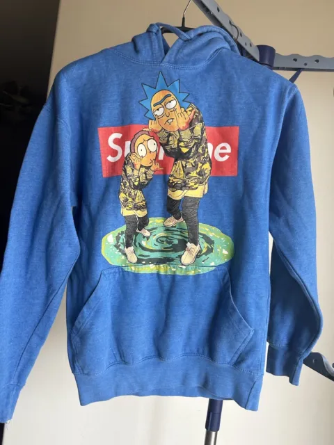 vintage skater hoodie Pullover Men’s Small Blue Rick And Morty Sweater