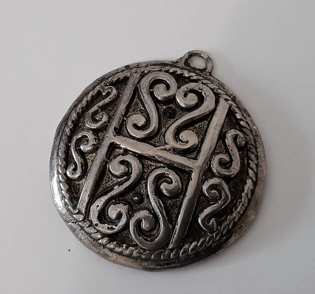 Grand Pendentif/médaillon Ancien – Fleur Doublé – Diamètre 5 Cm – Argenté