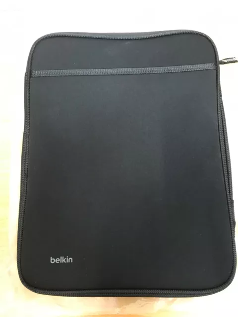 Belkin Slim Protective Sleeve with Carry Handle and Zipped Storage for Chromeboo