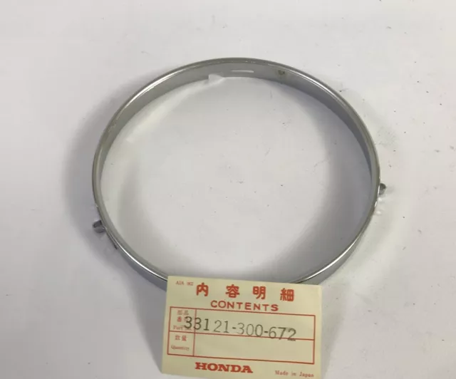 Cerchietto faro - Ring Retaining - Honda CB500 CB750 Four  NOS: 33121-300-672