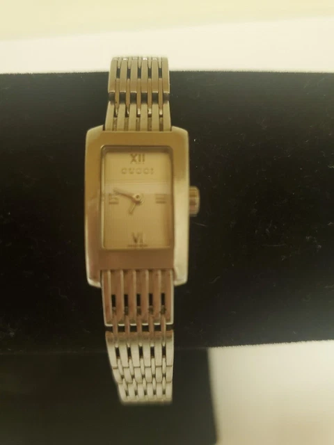 GUCCI vintage ladies silver tone watch