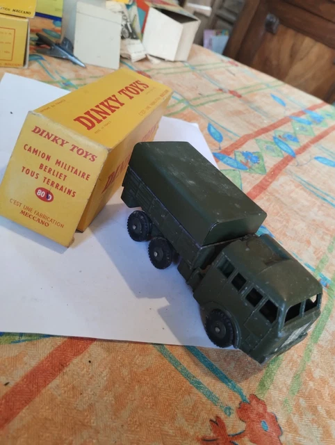 Camion Militaire Dinky Toys 818 - Berliet Tous Terrains, Boîte D'origine (occasion)