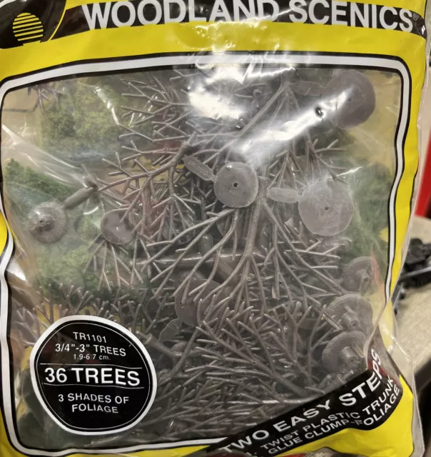 Woodland Scenics TR1101 Mixed Green Deciduous Realistic Trees Kit (36) •