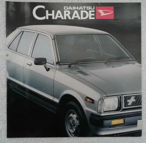 Daihatsu Charade brochure 1982 - 993cc - Charade / XG / XTE models.