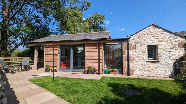 Dog friendly cottage in Cumbria, sleeps 2 people. Availability July and Aug 2023