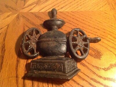 Vintage cast iron wall hanger 5 7/8" tall    r3a