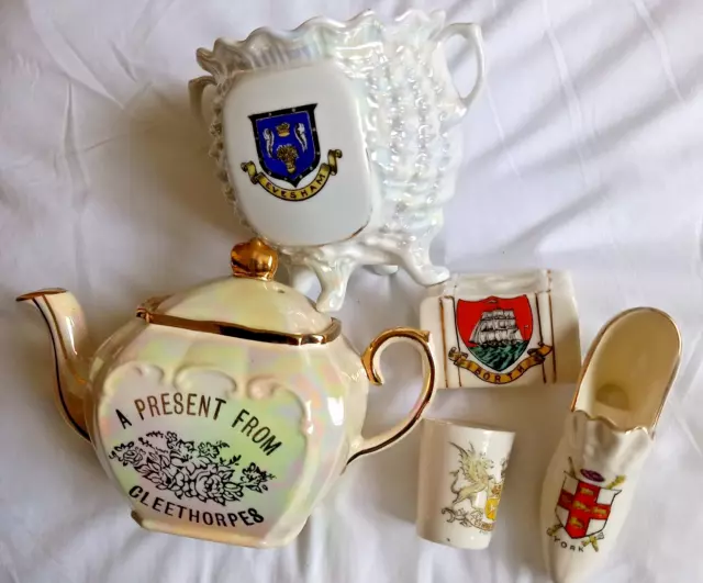 Lot x Crested China / Souvenir Ware ~ Goss / Carltonware / Imperial / Sadler