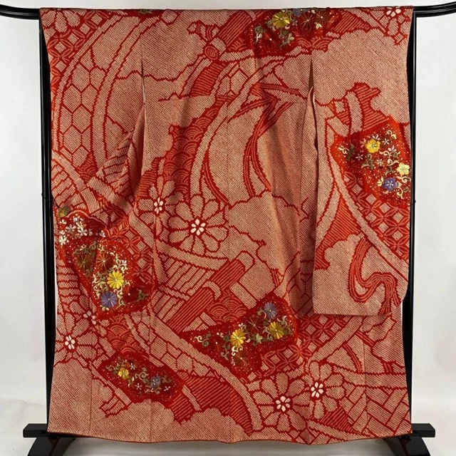 Japanese Kimono Furisode Pure Silk Chrysanthemum Traditional Patterns Vermilon