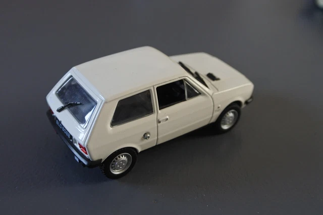 Zastava Yugo  Ixo 1/43. 5