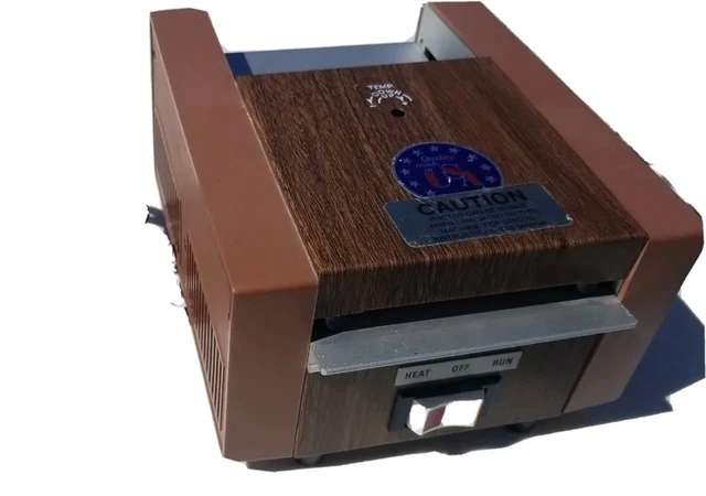 LAMINATOR MODEL 5000 Vintage 3.5" Badge ID Wood Grain Tested Clean