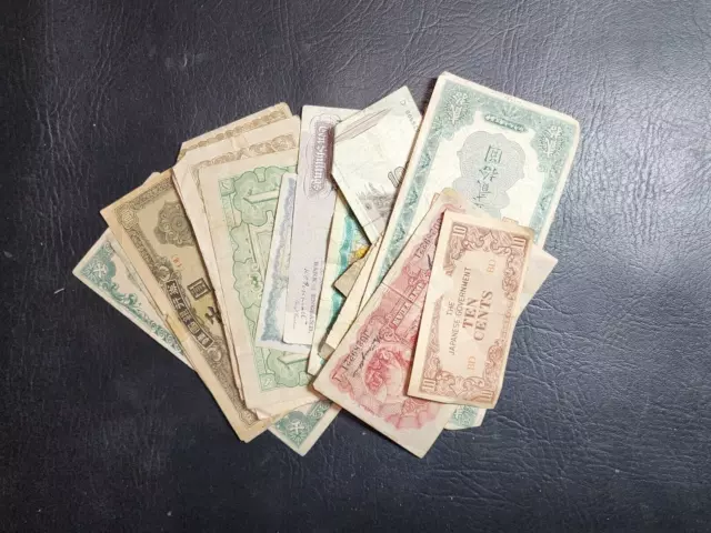 Large lot of Foreign Currency, Multiple Countries