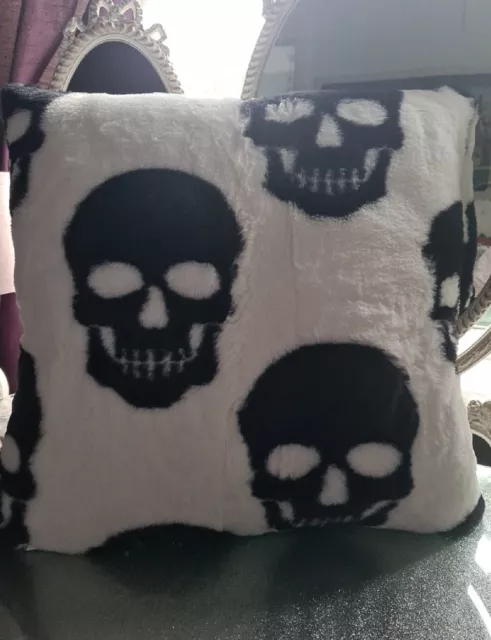 Tk maxx best sale pillows