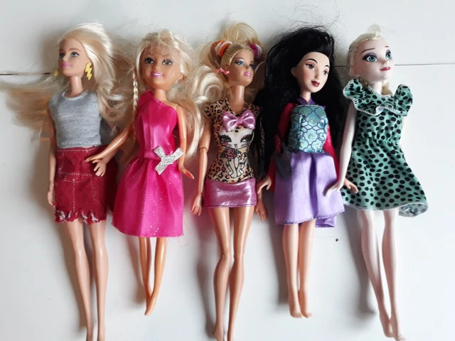 Grand Lot Vintage Barbie Et Accessoires – Poupées, Vêtements, Cuisine, Occasion