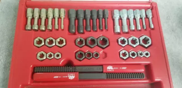 MAC Tools Rethreader Set 40 Piece TRCOMBO Metric/Standard Course/Standard Fine MAC Tools Rethreader Set 40 Piece TRCOMBO Metric/Standard Course/Standard Fine
