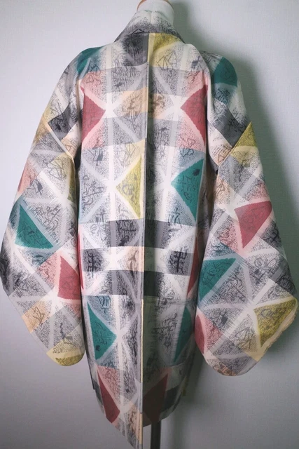 8538F5 Silk Vintage Japanese Kimono Haori Jacket Triangle Meisen 2