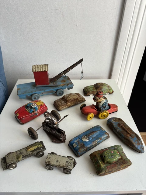 LOT DE 6 Jouets anciens en tôle de collection voiture camion old