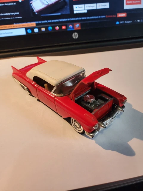 AMR Kit Monté Métal SB 1/43 - Cadillac Eldorado Cabriolet 1971 Rouge