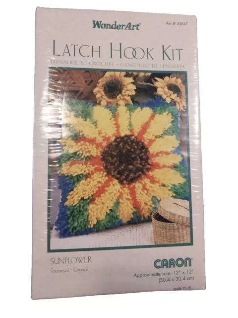 Caron WonderArt Sunflower #4607 Latch Hook Kit 12”x12” BRAND NEW SEALED