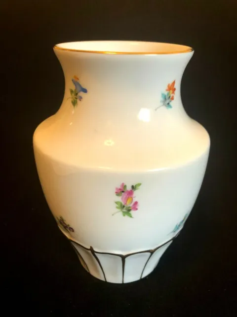 Herend Porcelain Handpainted Mille Fleurs Vase 7169/Mf New!!!