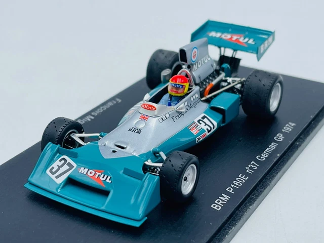 Spark 1:43 Audi R8 LMS Ultra #17 ADAC 24h Nürburgring 2014 SG148