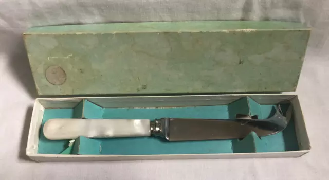 VINTAGE SHEFFIELD Stainless Steel Faux Mother of Pearl Handle Butter Tea Knive